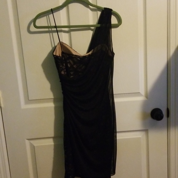 Dress - Picture 5 of 8